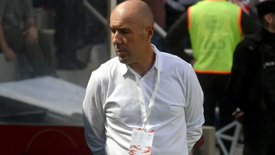 Cruzeiro, de Jardim, sobe à vice-liderança do Brasileirão à condição